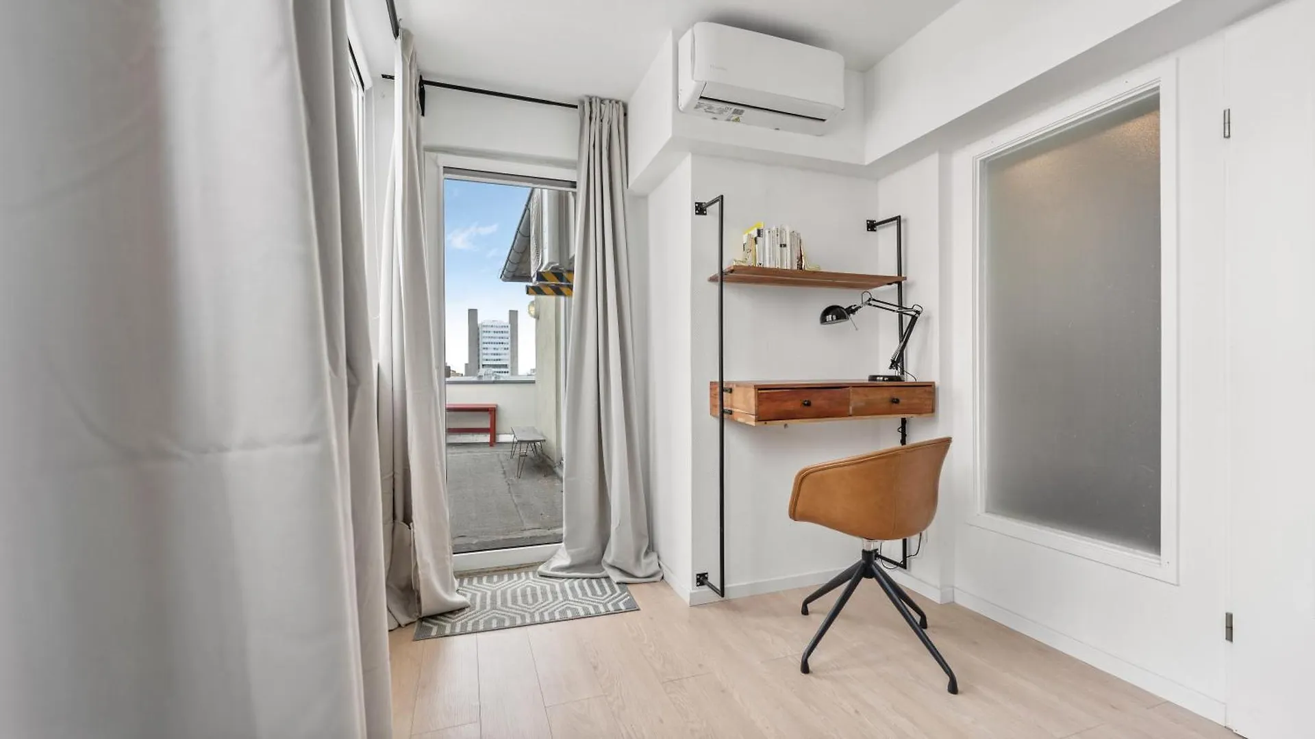 Appartamento Urban Loft - 180 Skyline Balkon - 4Sz - Hbf Berlino