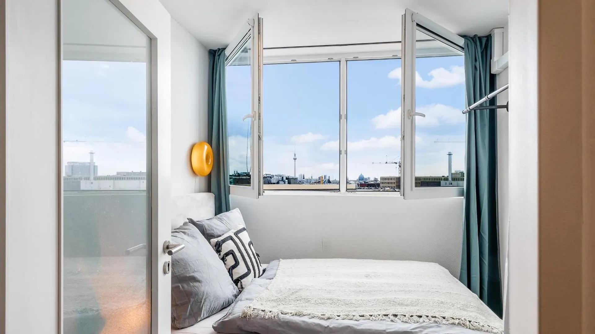Appartamento Urban Loft - 180 Skyline Balkon - 4Sz - Hbf Berlino
